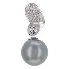 Load image into Gallery viewer, 18k White Gold 0.20ctw Diamond &amp; 13mm Black Cultured Tahitian Pearl Pendant