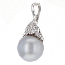 Load image into Gallery viewer, 14k White Gold 0.20ctw Diamond &amp; 14.50mm Black Cultured Tahitian Pearl Pendant