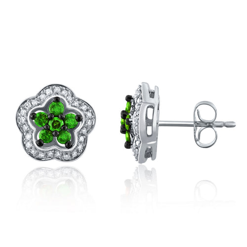 10k White Gold 0.34 Ct Green and White Diamond Star Stud Earrings with Friction Back (0.50 cttw, H-I Color, I1-I2 Clarity)