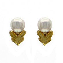 Load image into Gallery viewer, 18k Yellow Gold 6.50mm White Cultured Pearl Leaf Stud Earrings