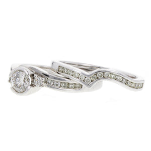14k White Gold 0.91ctw Diamond Half-Bezel Swirl Matching 2 Piece Bridal Ring Set