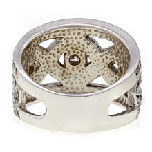 Load image into Gallery viewer, White Gold 1.02ctw Black &amp; White Three Stone Diamond Bezel Band