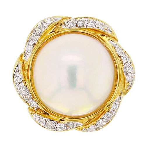 14k Yellow Gold 1/4ctw Diamond & 13mm Mabe Pearl Flower Ring